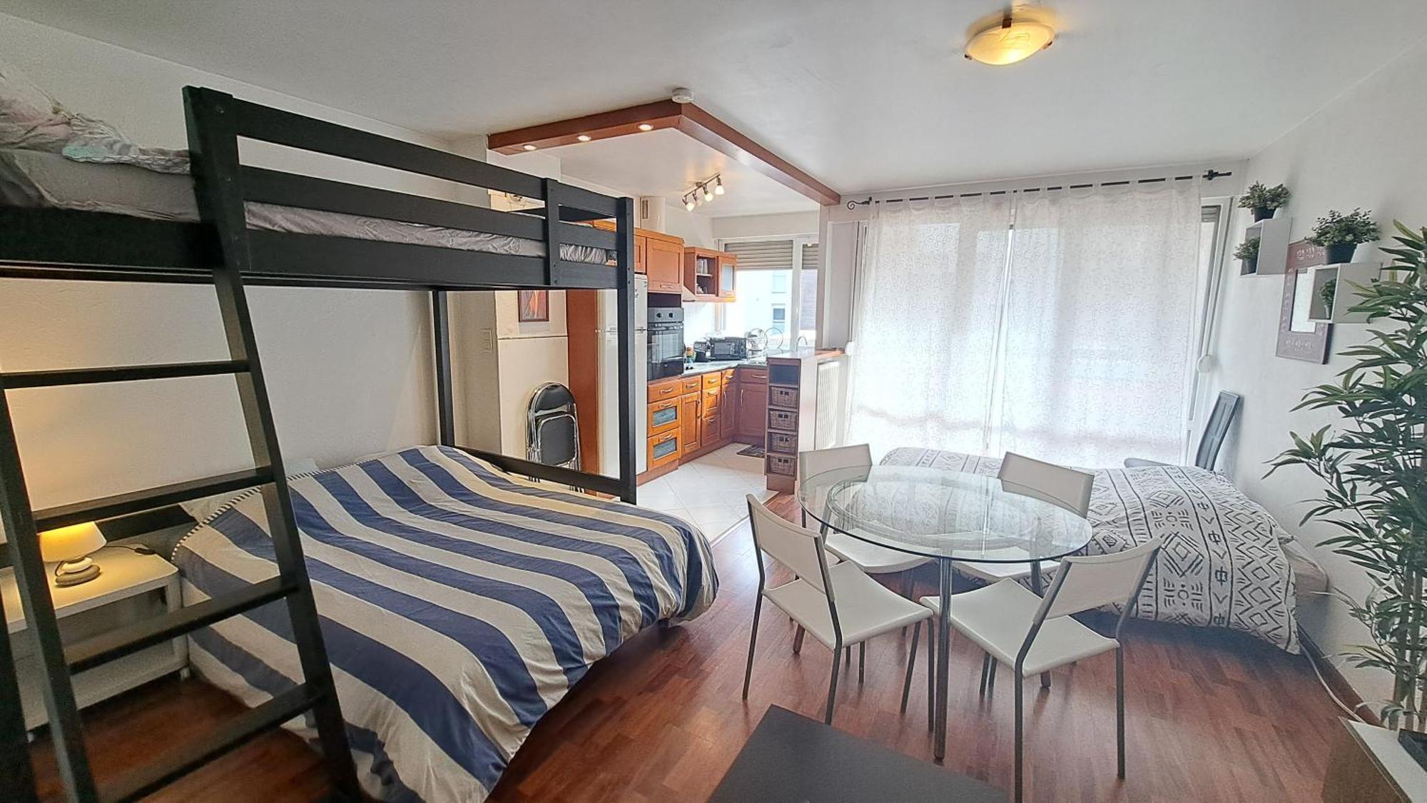 Studio Cosy 33 M² Limite Lyon. Parking Privatif. بْرو المظهر الخارجي الصورة